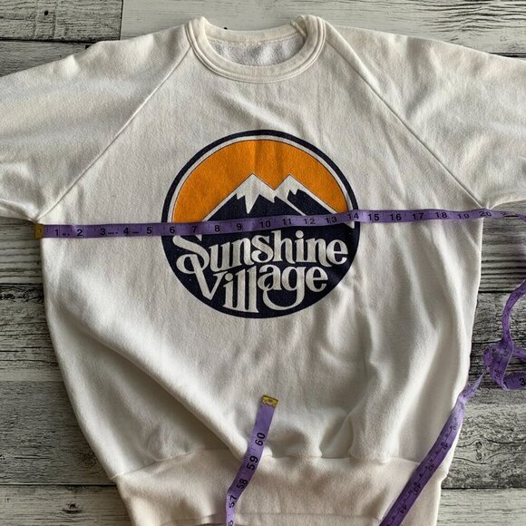 Vintage Sunshine Village Graphic Crewneck Pullover Retro Sweatshirt - Picture 6 of 11